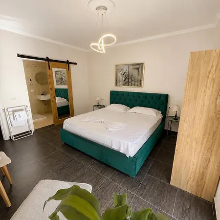 Emerald By Adore, Appartement *