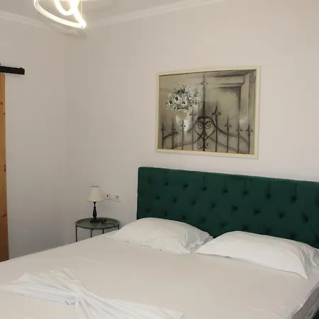 Appartement Emerald By Adore,